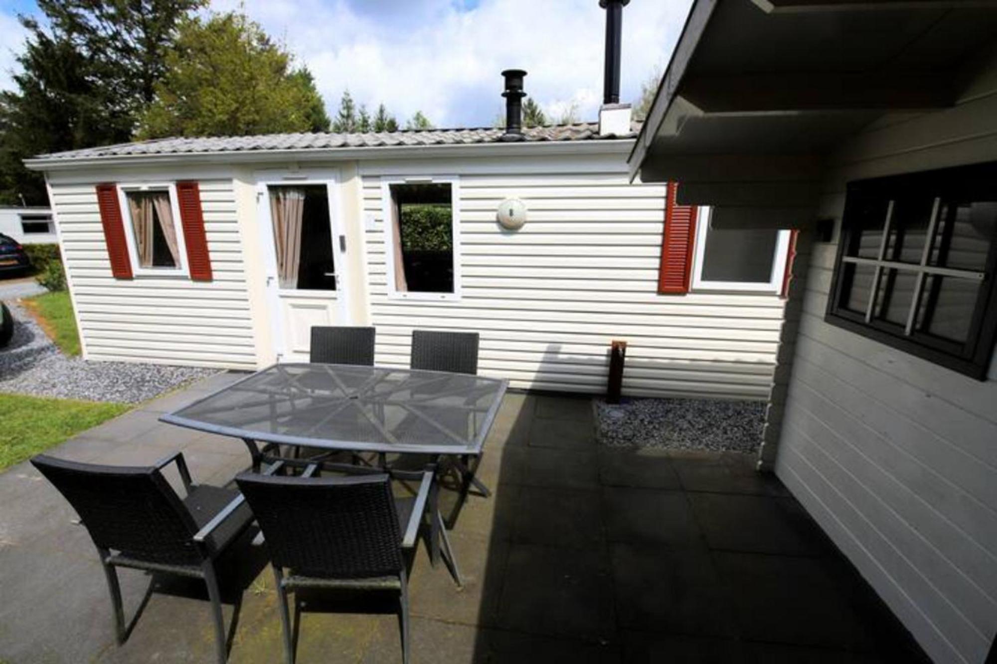 Charmante Woning Op Rustig Park Met Fietsen Epe Eksteriør bilde